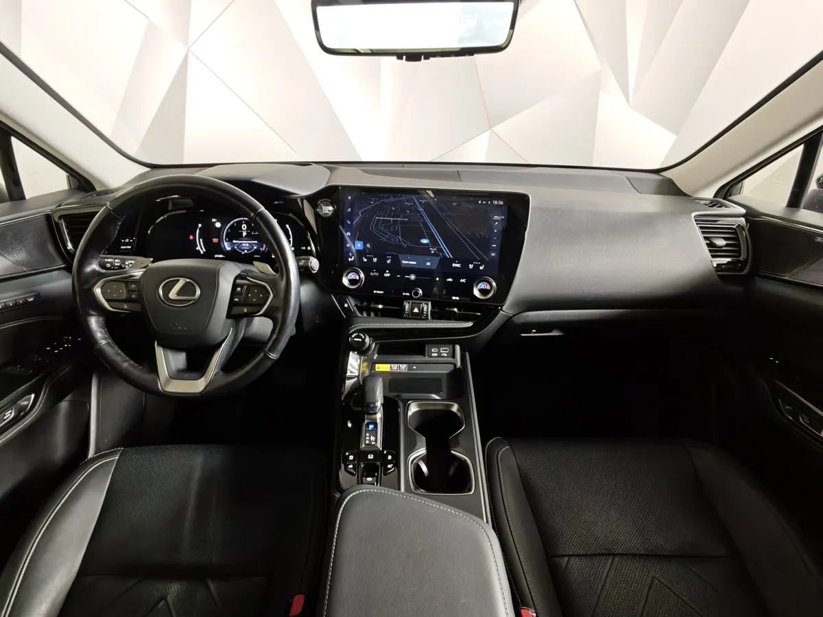 Lexus NX 2.5 AT AWD (200 л.с.) Luxury Черный в АВИЛОН. Слайд №14