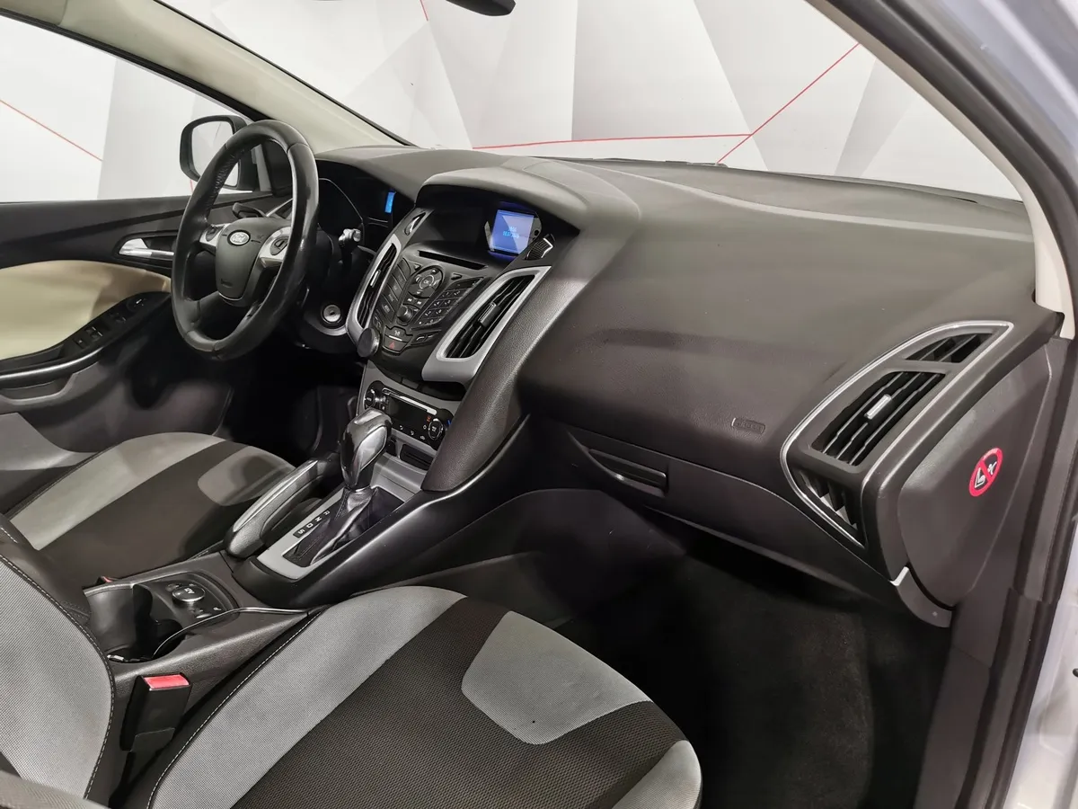 Ford Focus 1.6 PowerShift (125 л.с.) Trend Sport Голубой в АВИЛОН. Слайд №12