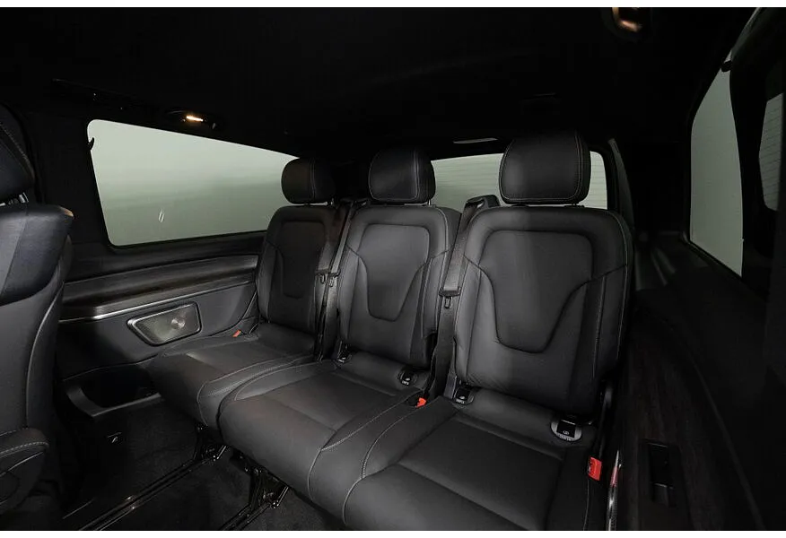 Mercedes-Benz V-Класс V 300 d L3 4MATIC 9G-TRONIC (237 л.с.) Exclusive Черный в АВИЛОН. Слайд №12
