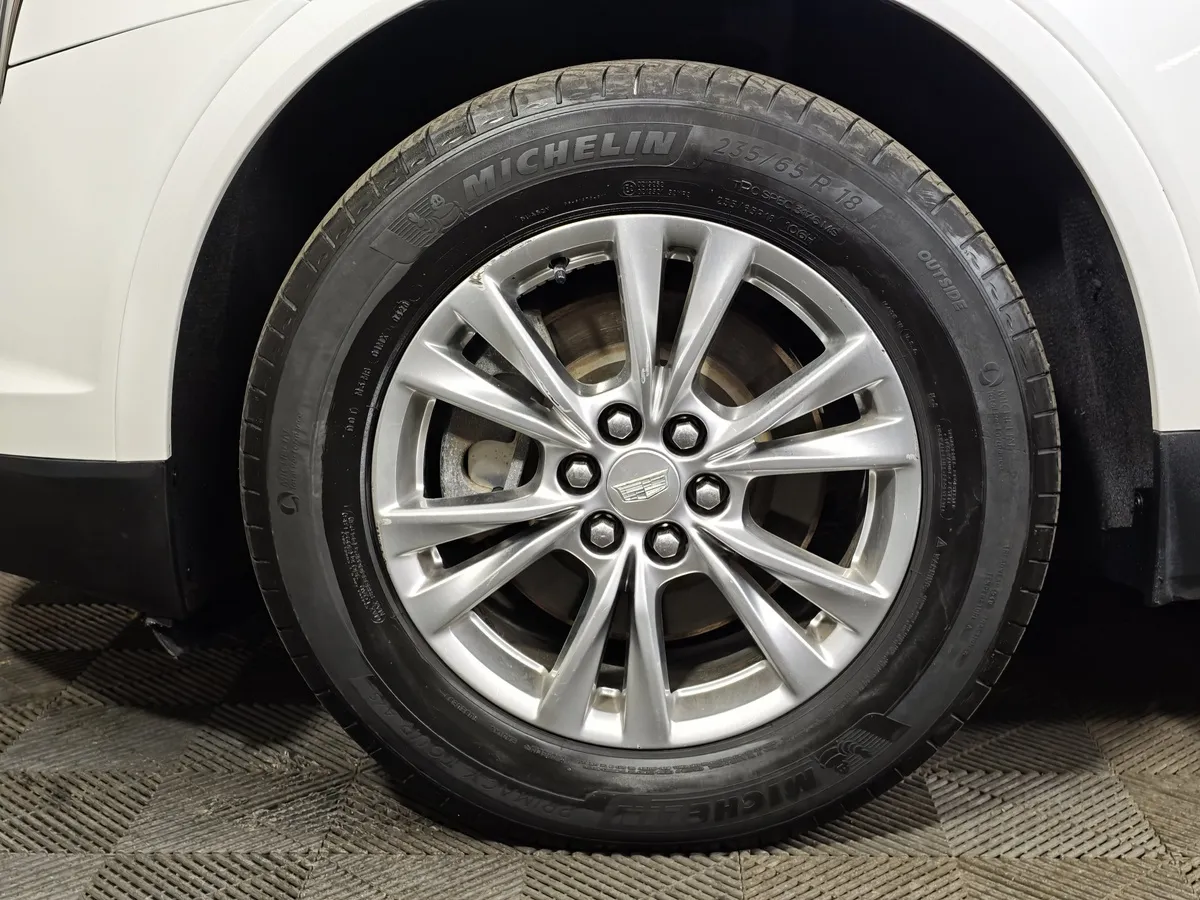 Cadillac XT5 2.0T АТ AWD (200 л.с.) Premium Luxury Белый в АВИЛОН. Слайд №9