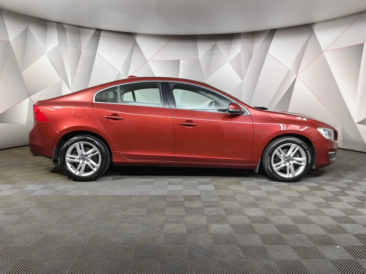 Volvo S60 2.0 T4 AT (180 л.с.) Summum Красный в АВИЛОН. Слайд №6