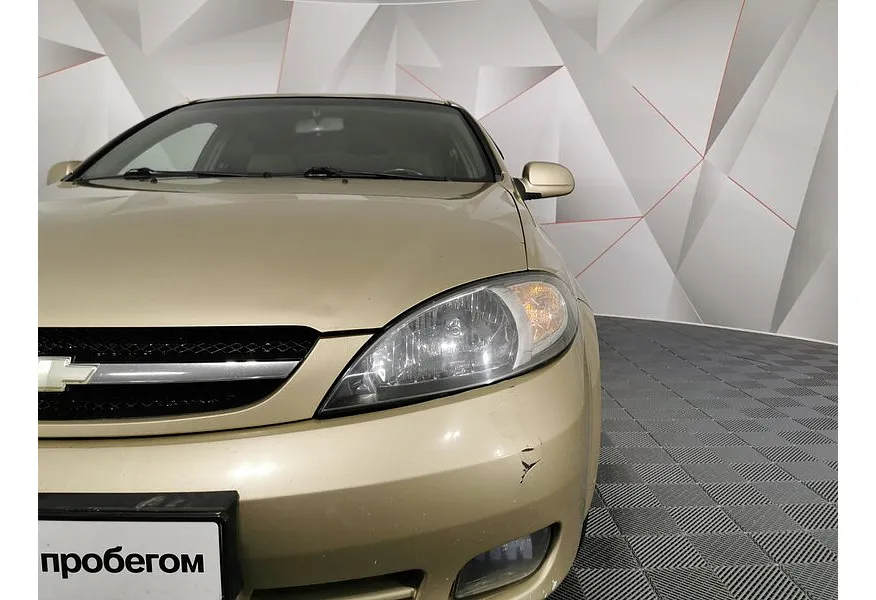 Chevrolet Lacetti 1.6 MT (109 л.с.) Platinum Желтый в АВИЛОН. Слайд №10