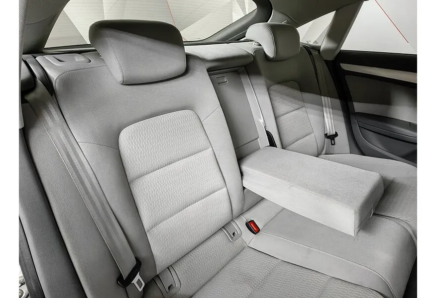 Audi A5 1.8 TFSI multitronic (144 л.с.) Серый в АВИЛОН. Слайд №12