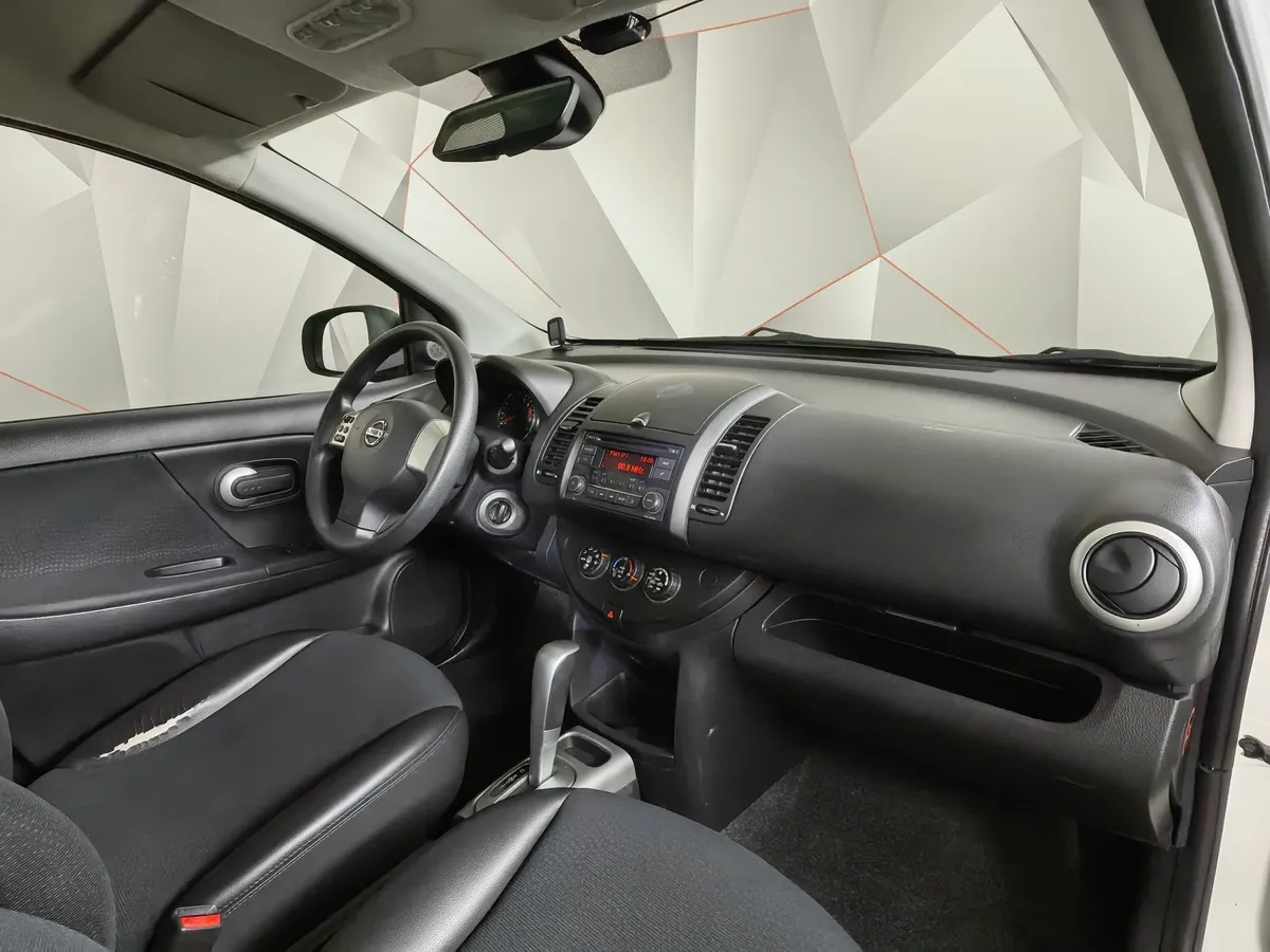 Nissan Note 1.6 AT (110 л.с.) Luxury Белый в АВИЛОН. Слайд №10