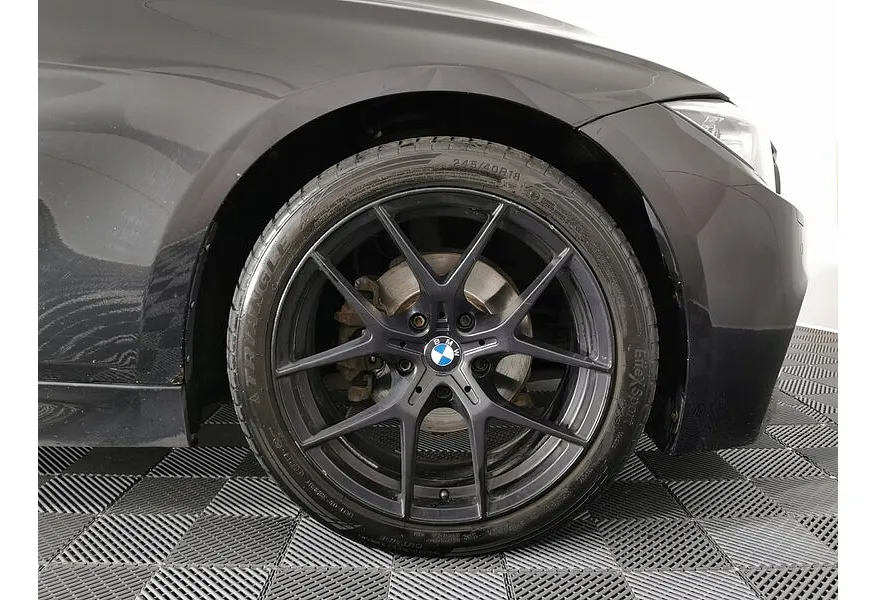 BMW 3 серия 320i xDrive AT (184 л.с.) Черный в АВИЛОН. Слайд №14