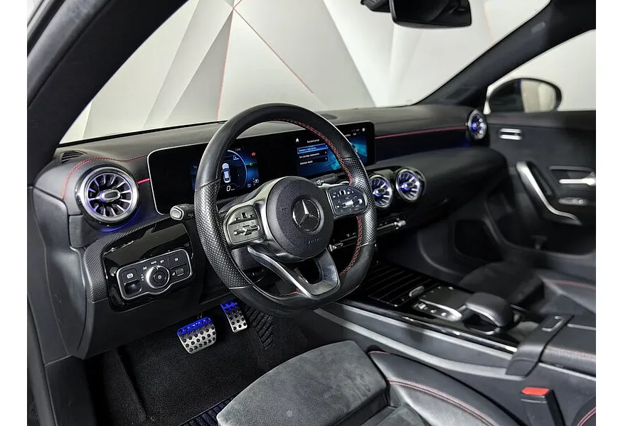 Mercedes-Benz CLA 200 7G-DCT (150 л.с.) Sport Черный в АВИЛОН. Слайд №19