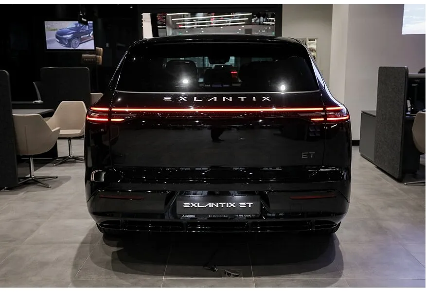EXEED Exlantix ET 1.5 AT 4WD (469 л.с.) Черный в АВИЛОН. Слайд №6