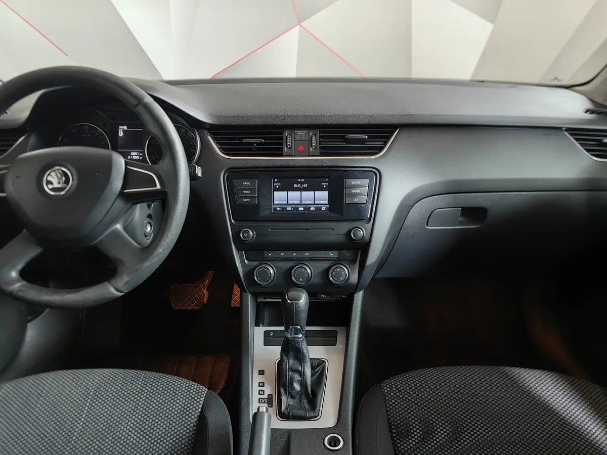 Skoda Octavia 1.6 MPI AT (110 л.с.) Красный в АВИЛОН. Слайд №14