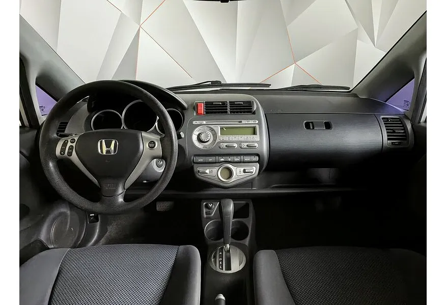 Honda Jazz 1.4 CVT (83 л.с.) Зеленый в АВИЛОН. Слайд №13