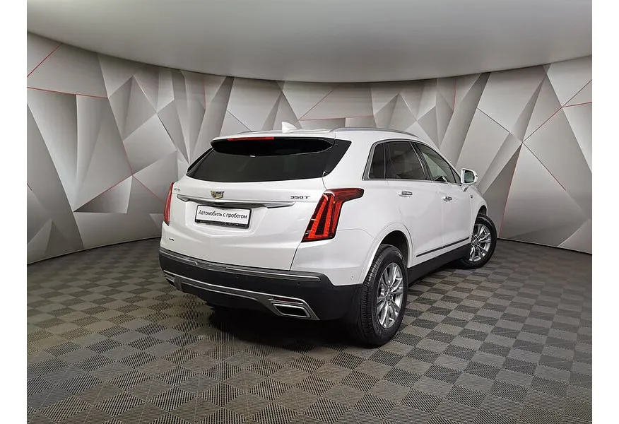Cadillac XT5 2.0T АТ AWD (200 л.с.) Premium Luxury Белый в АВИЛОН. Слайд №2