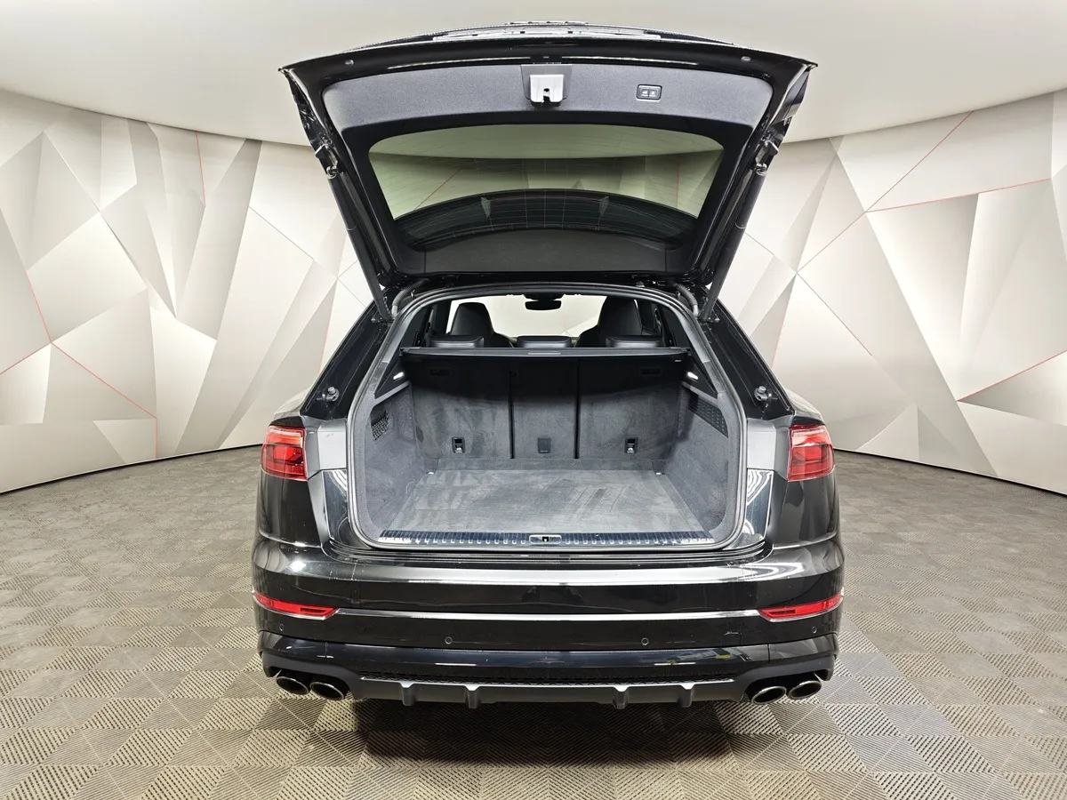 Audi SQ8 4.0 TFSI tiptronic quattro (507 л.с.) Черный в АВИЛОН. Слайд №12