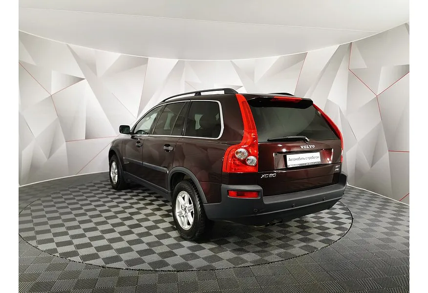 Volvo XC90 2.5 T5 Geartronic AWD (5 мест) (210 л.с.) Красный в АВИЛОН. Слайд №4