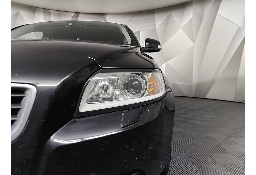 Volvo S40 2.0 Powershift (145 л.с.) Черный в АВИЛОН. Слайд №5
