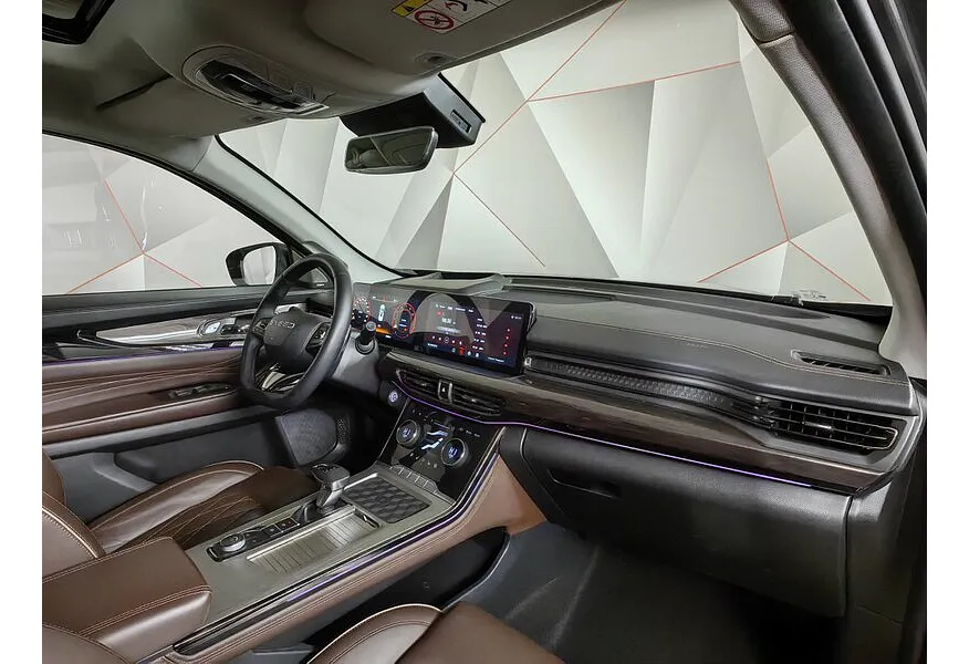 EXEED VX 2.0 AMT AWD (249 л.с.) President Limited Edition Серый в АВИЛОН. Слайд №12