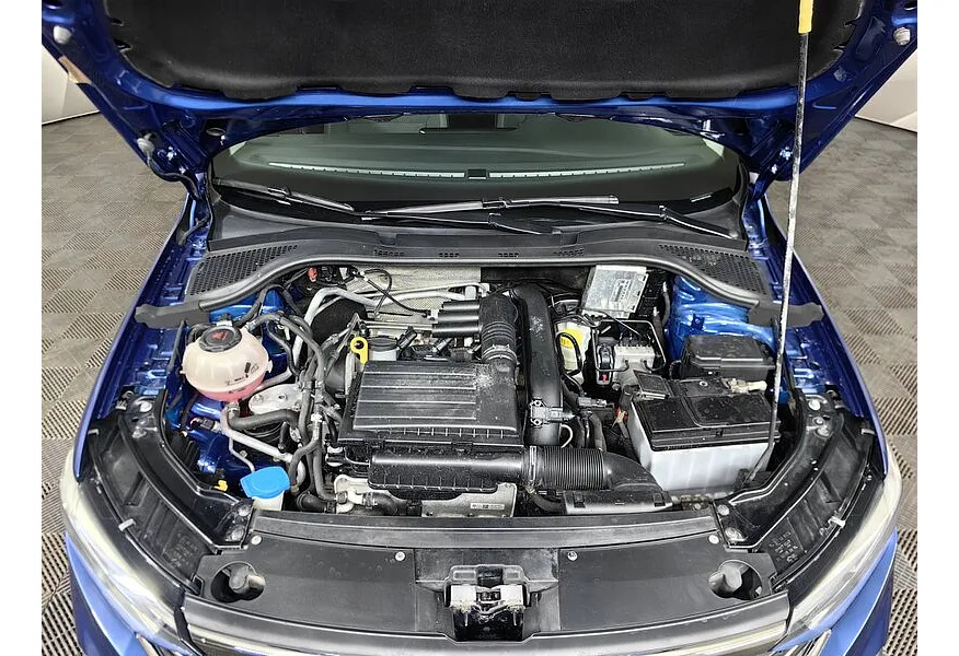 Volkswagen Polo 1.4 TSI DSG (125 л.с.) Highline Синий в АВИЛОН. Слайд №11