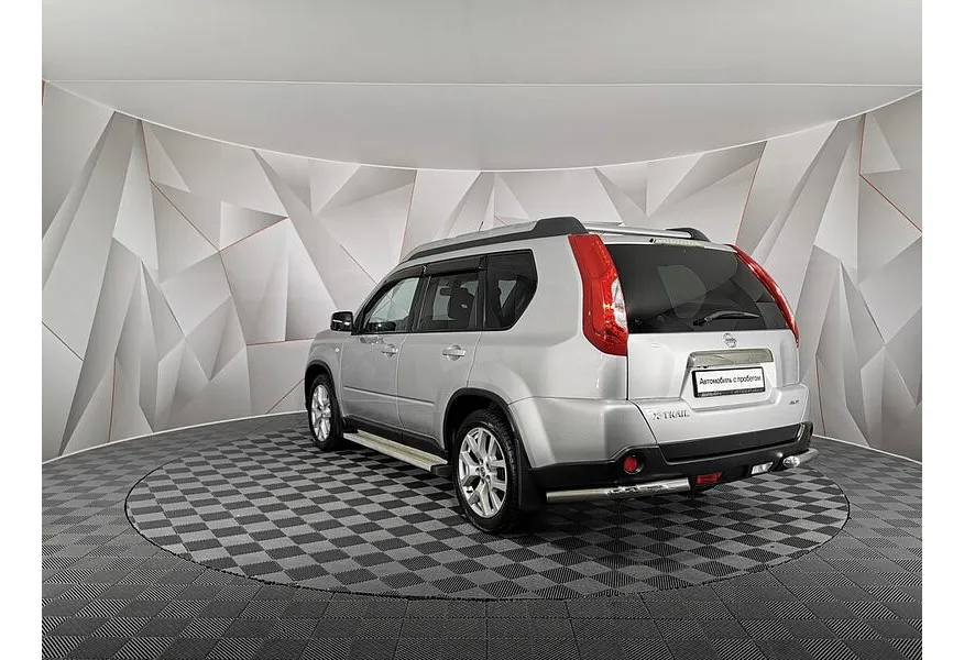 Nissan X-Trail 2.0 CVT AWD (141 л.с.) Серебристый в АВИЛОН. Слайд №4