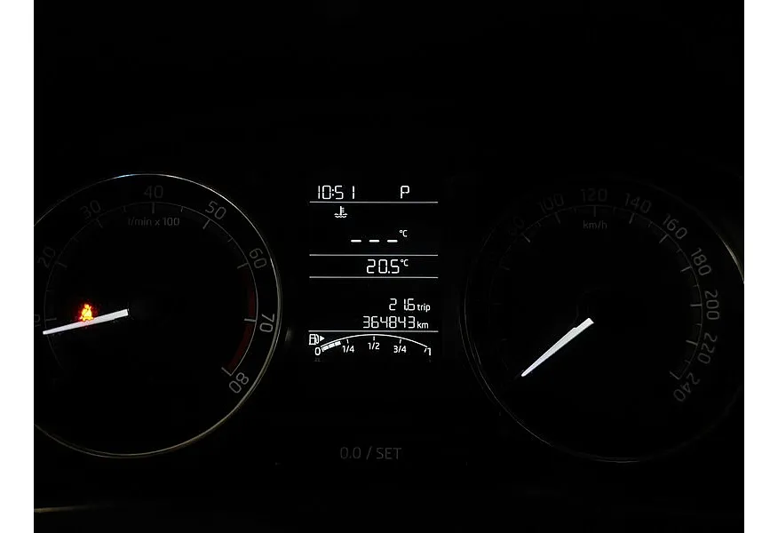 Skoda Rapid 1.6 AT (110 л.с.) Белый в АВИЛОН. Слайд №16