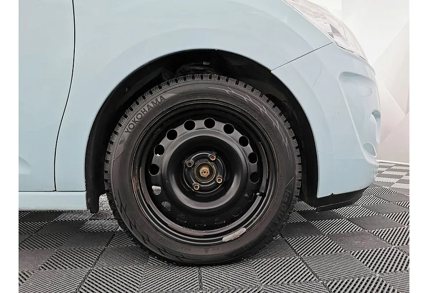 Citroen C3 1.4 MT (95 л.с.) Голубой в АВИЛОН. Слайд №9