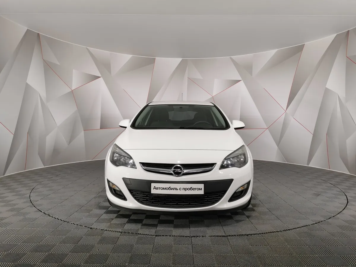 Opel Astra 1.6 AT (115 л.с.) Белый в АВИЛОН. Слайд №7
