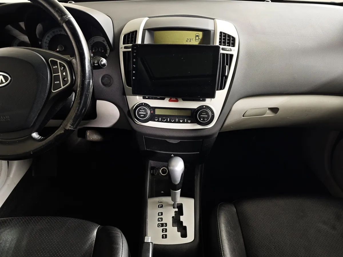 Kia Ceed 2.0 AT (143 л.с.) Черный в АВИЛОН. Слайд №13