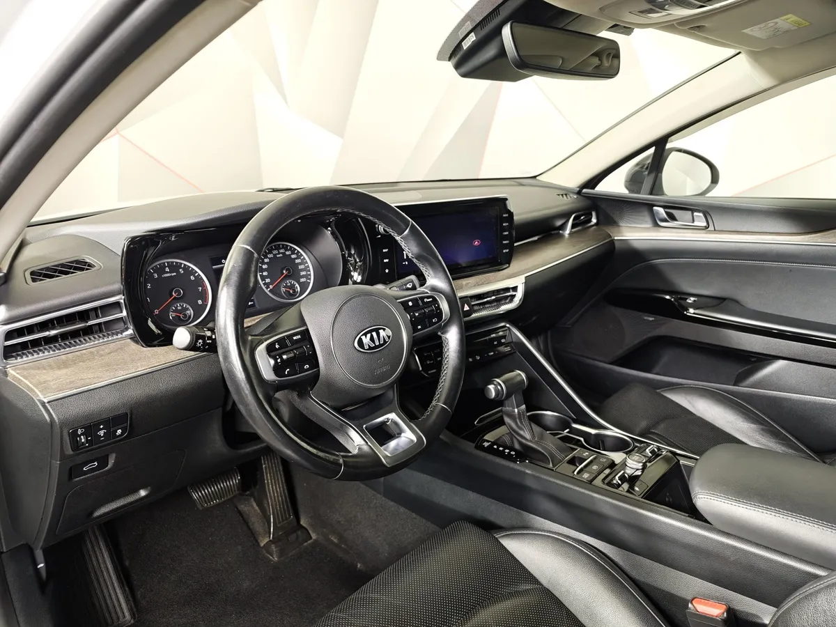 Kia K5 2.0 MPI AT 2WD (150 л.с.) Style Белый в АВИЛОН. Слайд №19