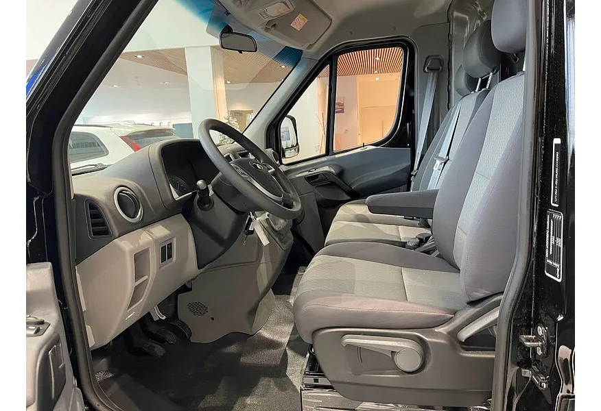 АВИЛОН - Sollers Atlant VAN 2.7D MT RWD SRW (150 л.с.) L3H2 3.5T Черный - slide 5