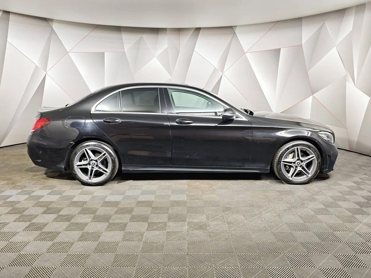 Mercedes-Benz C-Класс C 200 9G-TRONIC 4MATIC (190 л.с.) Sport Черный в АВИЛОН. Слайд №6