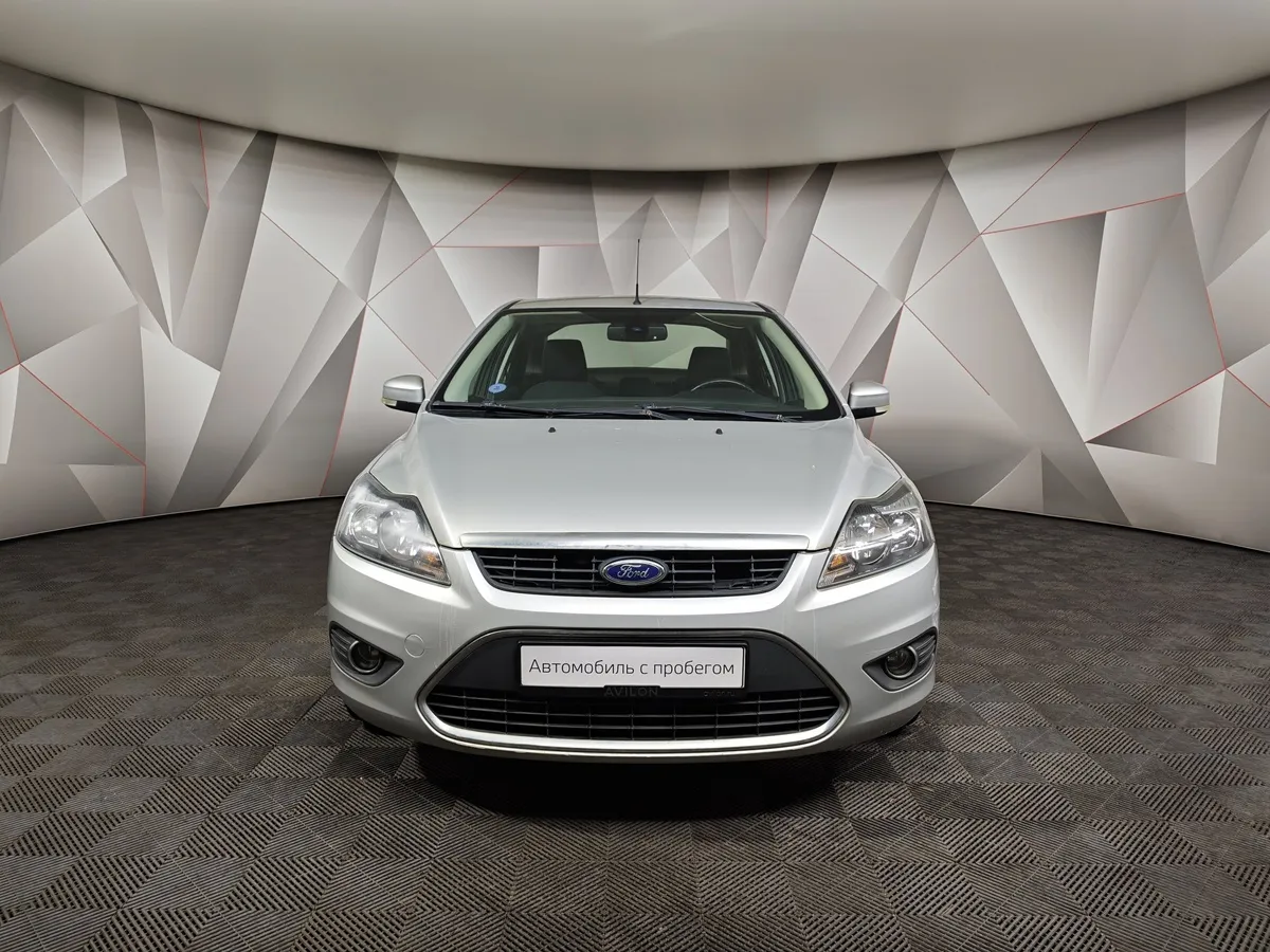 Ford Focus 1.8 MT (125 л.с.) Серебристый в АВИЛОН. Слайд №7