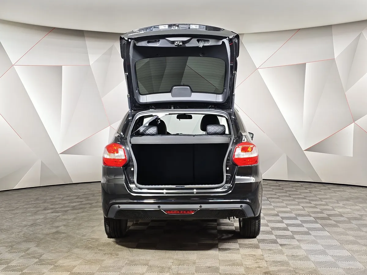 ВАЗ (Lada) Granta 1.6 MT (90 л.с.) Comfort Черный в АВИЛОН. Слайд №12