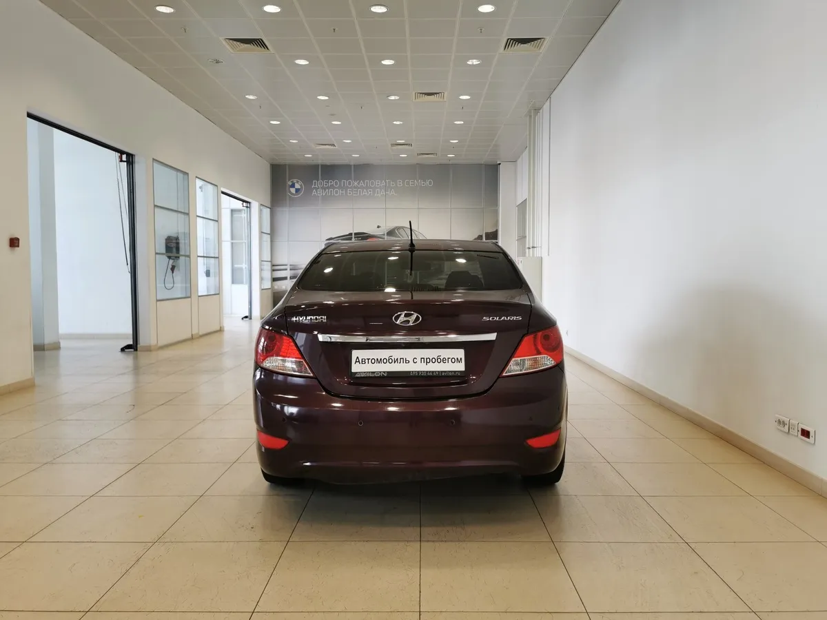 Hyundai Solaris 1.6 AT (123 л.с.) Elegance + Prestige + Safety Фиолетовый в АВИЛОН. Слайд №8