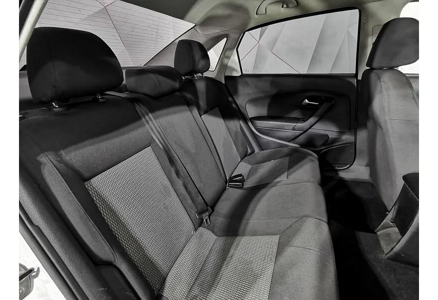 Volkswagen Polo 1.6 Tiptronic (105 л.с.) Comfortline Белый в АВИЛОН. Слайд №16