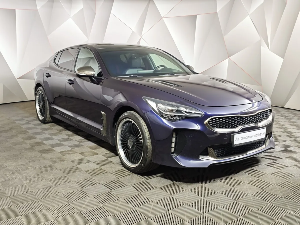 Kia Stinger 2.0 AT AWD (247 л.с.) GT Line Синий в АВИЛОН. Слайд №3