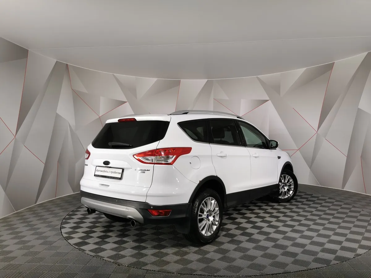Ford Kuga 1.6 EcoBoost AT AWD (150 л.с.) Titanium Белый в АВИЛОН. Слайд №2