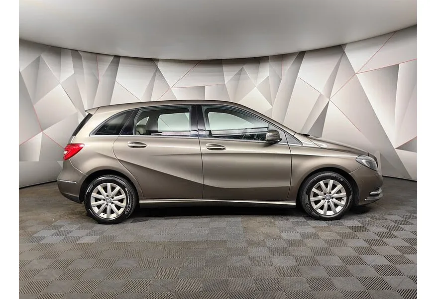 Mercedes-Benz B-Класс B 200 7G-DCT (150 л.с.) Серый в АВИЛОН. Слайд №6