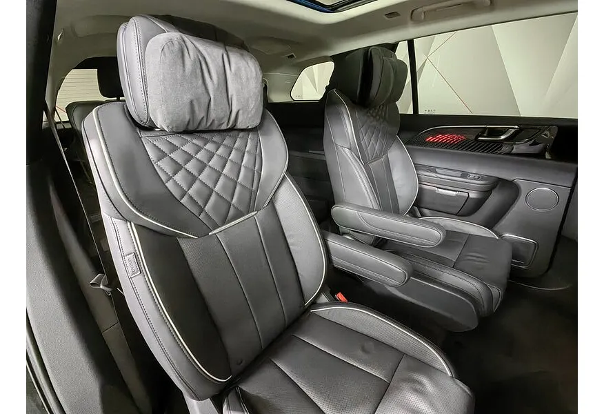 Hongqi E-HS9 AT 4WD (422 л.с.) Бизнес Черный в АВИЛОН. Слайд №15