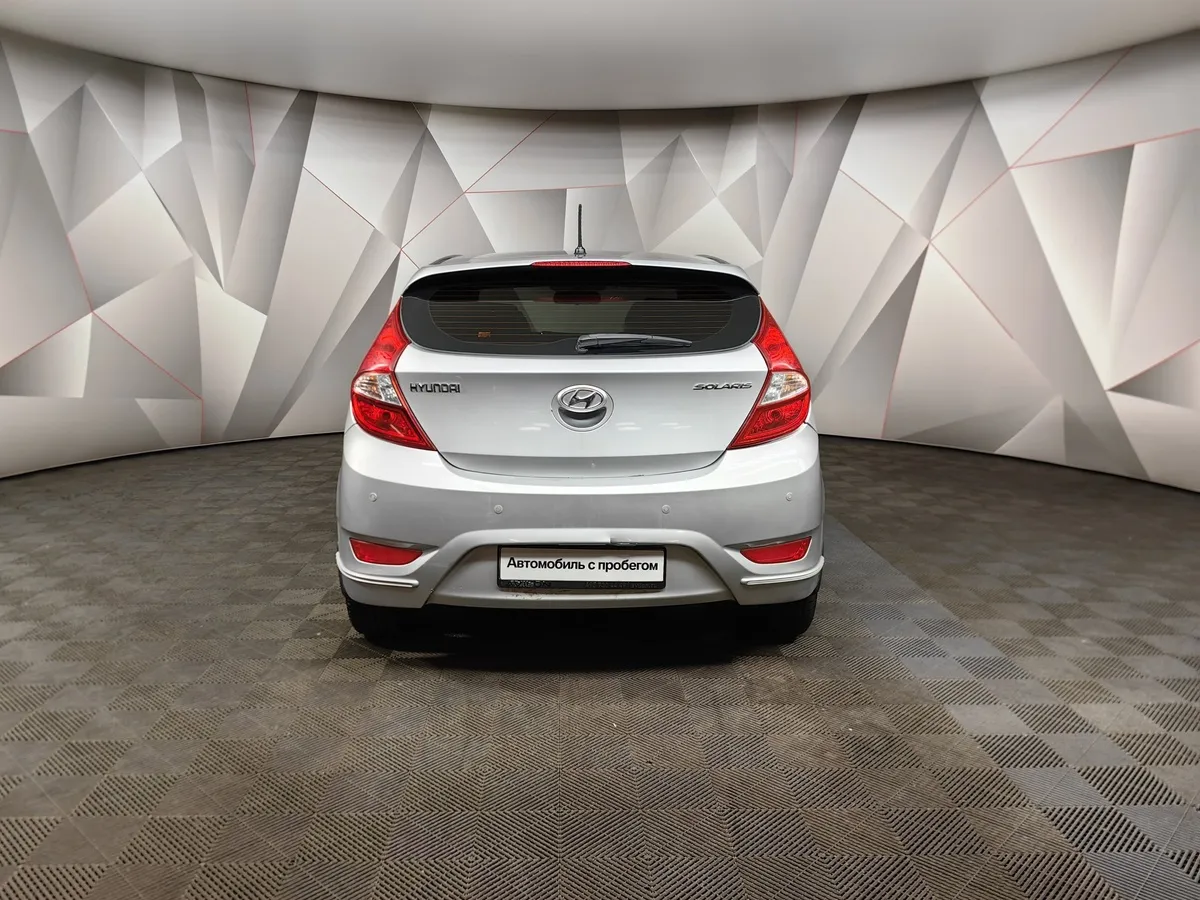 Hyundai Solaris 1.6 AT (123 л.с.) Active Серебристый в АВИЛОН. Слайд №8
