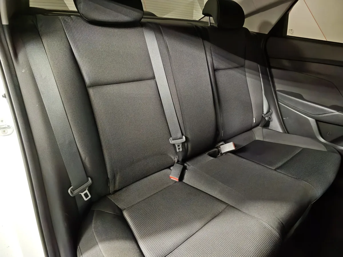 Hyundai Solaris 1.4 AT (107 л.с.) Active Белый в АВИЛОН. Слайд №17