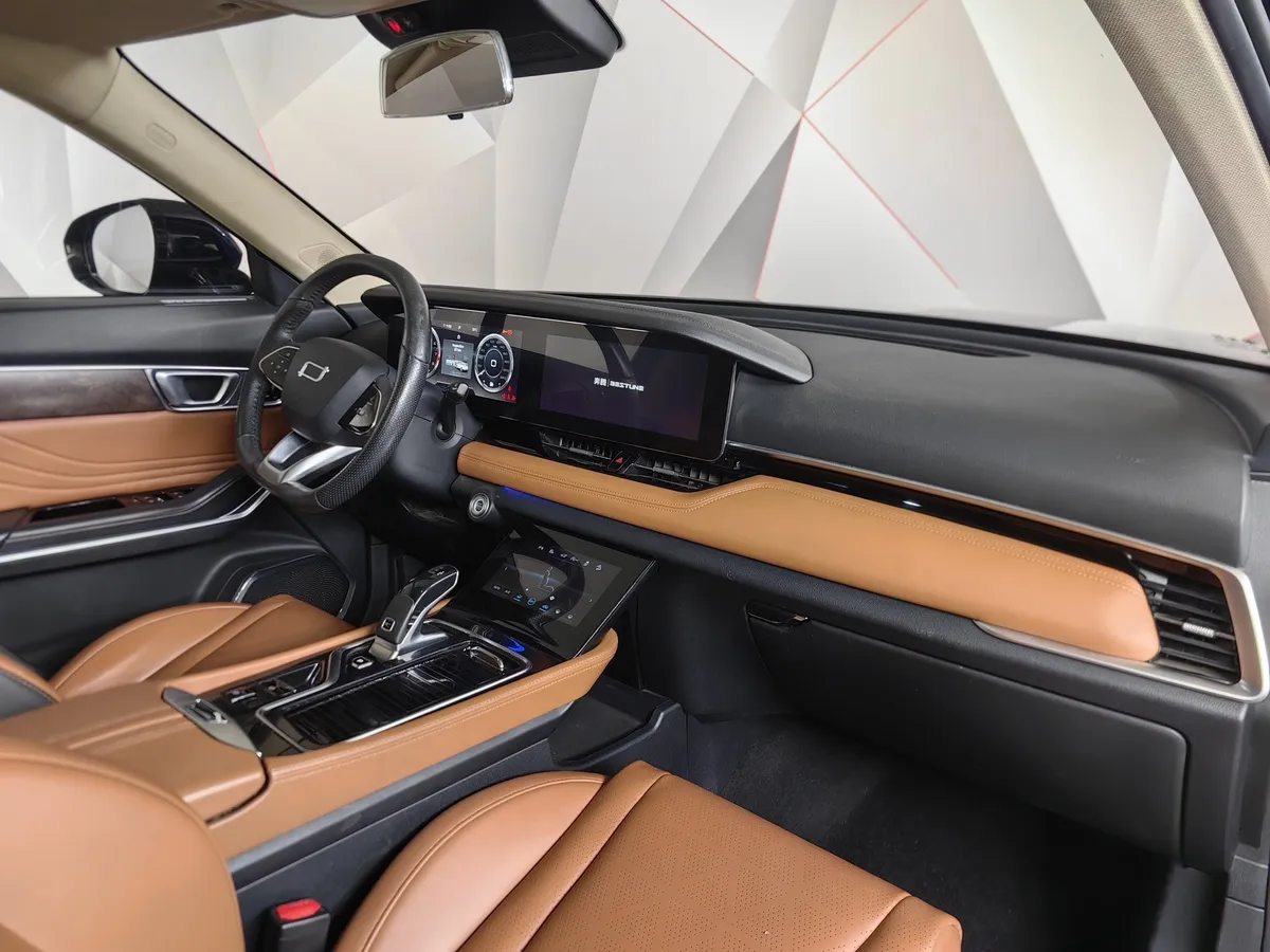 FAW Bestune T99 2.0T AT (224 л.с.) Exclusive Черный в АВИЛОН. Слайд №12