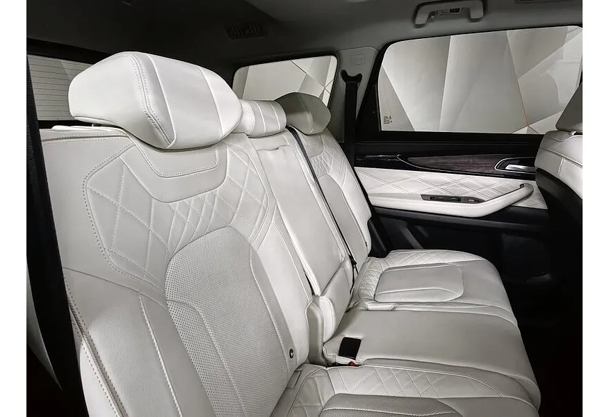 EXEED VX 2.0 AMT AWD (249 л.с.) President Черный в АВИЛОН. Слайд №15