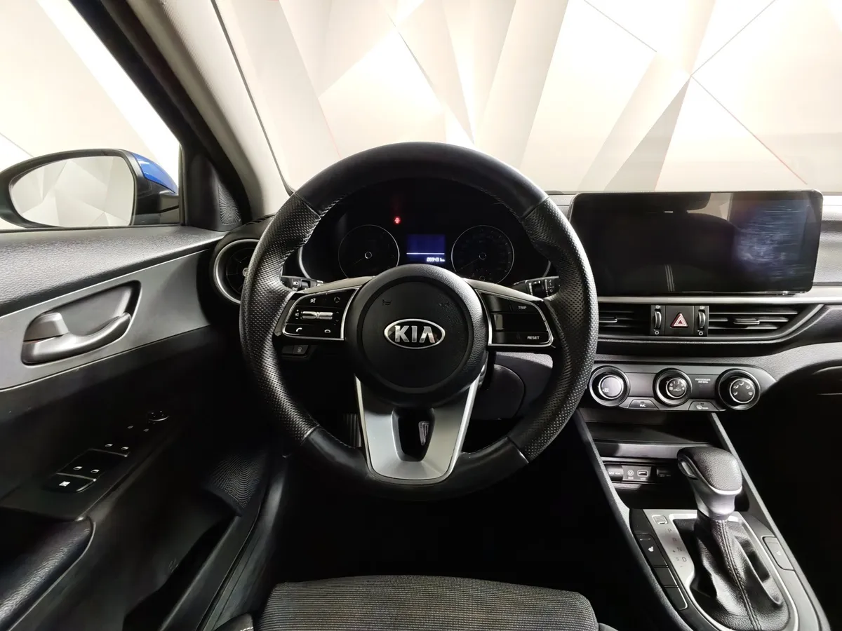 Kia Cerato 2.0 MPI AT (150 л.с.) Comfort Синий в АВИЛОН. Слайд №20