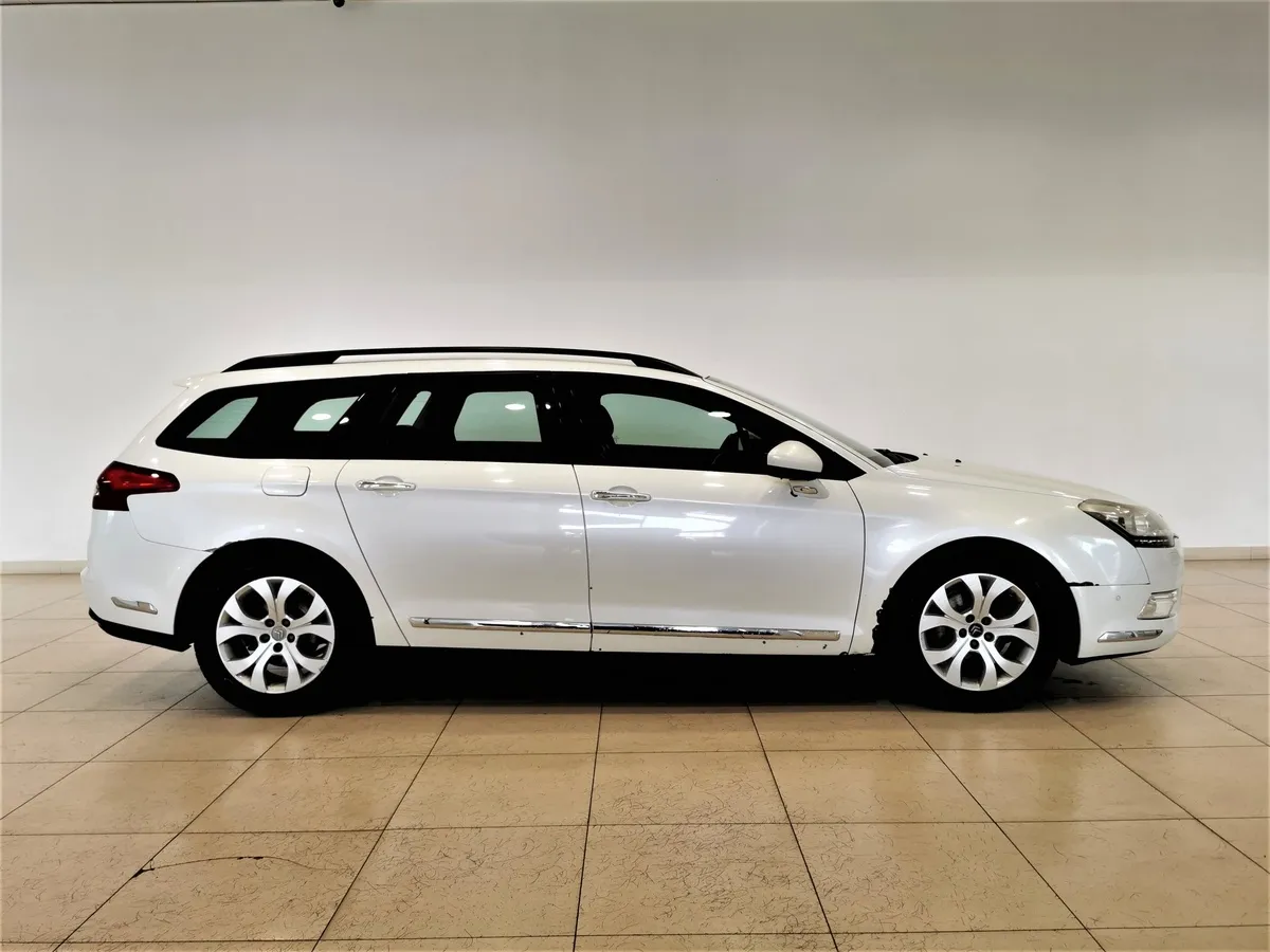 Citroen C5 1.6 THP AT (150 л.с.) Белый в АВИЛОН. Слайд №6