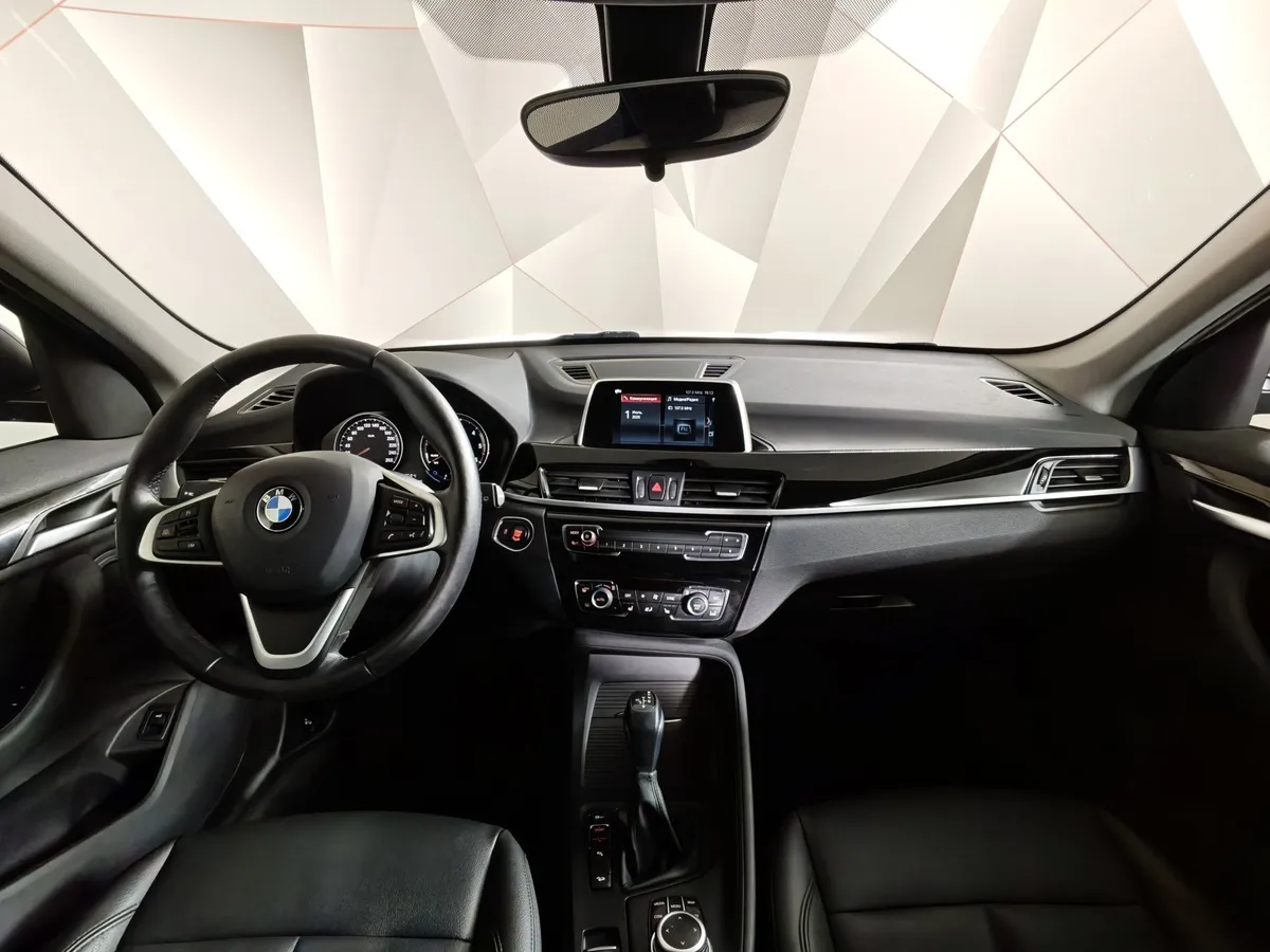 BMW X1 18d xDrive AT (150 л.с.) Advantage Plus (Локальная сборка) Синий в АВИЛОН. Слайд №11
