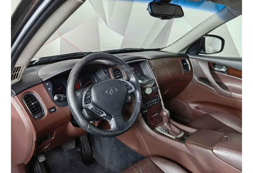 Infiniti EX-Series EX35 AT AWD (302 л.с.) Красный в АВИЛОН. Слайд №17 Infiniti EX-Series EX35 AT AWD (302 л.с.) Красный в АВИЛОН. Слайд №17