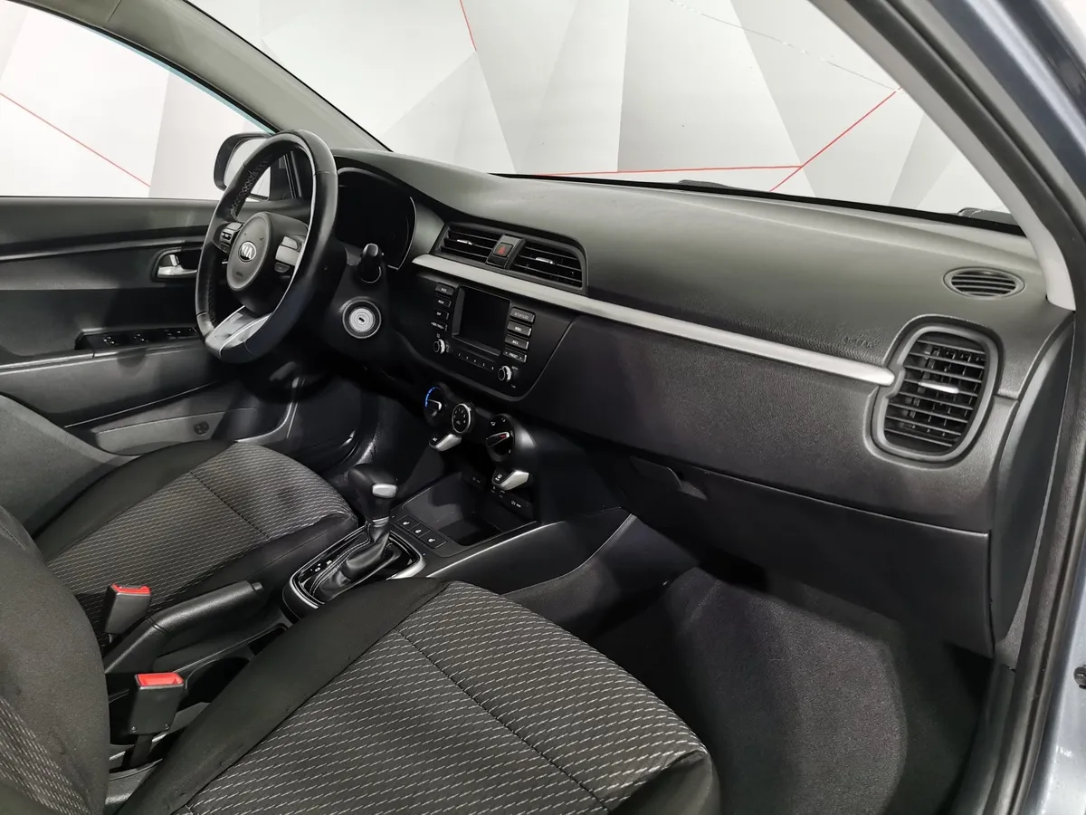Kia Rio X-Line 1.6 AT (123 л.с.) Серый в АВИЛОН. Слайд №12