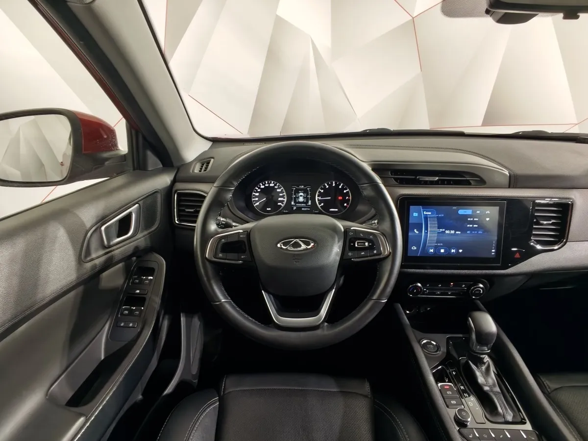Chery Tiggo 4 1.5 CTV (113 л.с.) Luxury Красный в АВИЛОН. Слайд №19