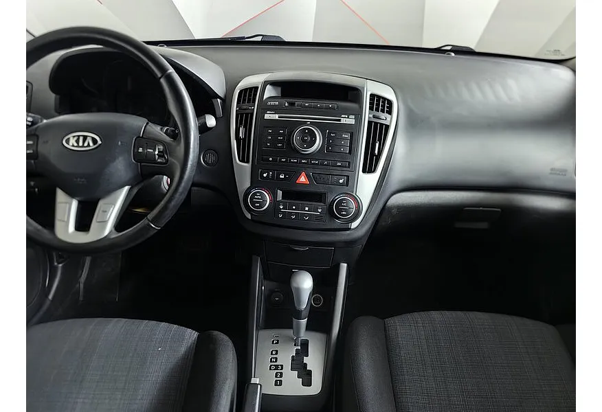 Kia Ceed 1.6 AT (122 л.с.) Серый в АВИЛОН. Слайд №14