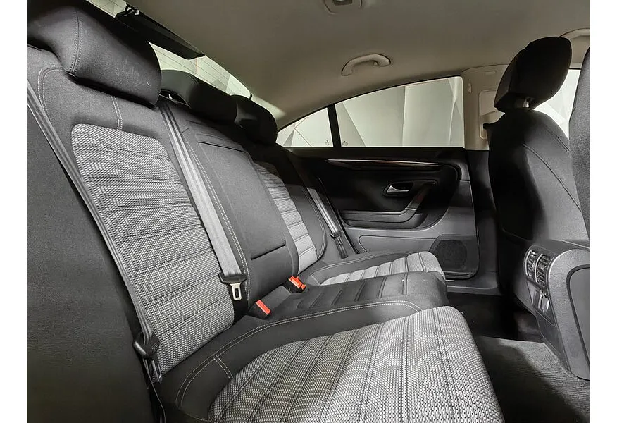 Volkswagen Passat CC 1.8 TSI DSG (152 л.с.) Бежевый в АВИЛОН. Слайд №15