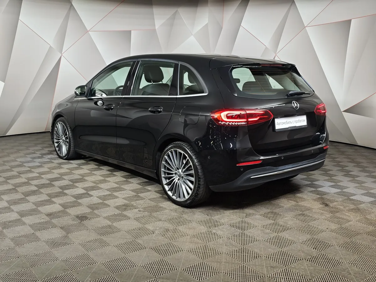 Mercedes-Benz B-Класс B 180 7G-DCT (136 л.с.) Style Черный в АВИЛОН. Слайд №4