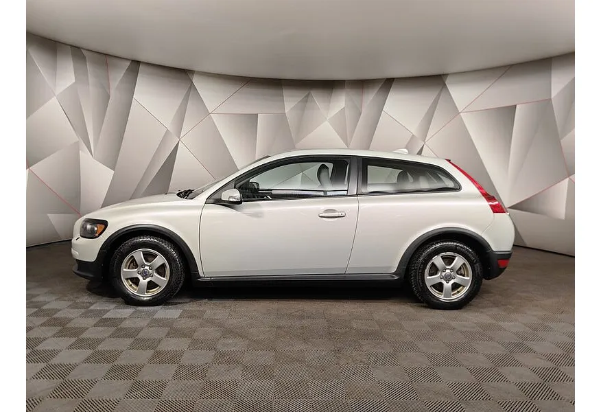 Volvo C30 1.6 MT (100 л.с.) Серый в АВИЛОН. Слайд №5 Volvo C30 1.6 MT (100 л.с.) Серый в АВИЛОН. Слайд №5
