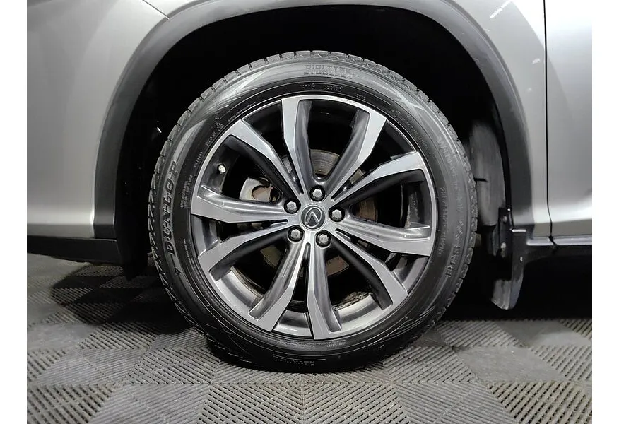 Lexus RX 2.0 AT AWD (238 л.с.) Executive Серый в АВИЛОН. Слайд №9